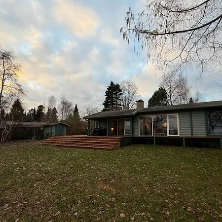 Feriehus Very Close To Nature And The Sea